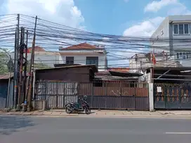 Rumah 1.5 Lantai di M Kahfi Jagakarsa, Hanya 8 Menit Ke Tol Andara