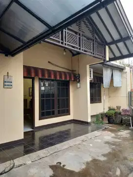 Dijual cepat rumah 200 meter dari jln raya poltangan jakseldijual cepa