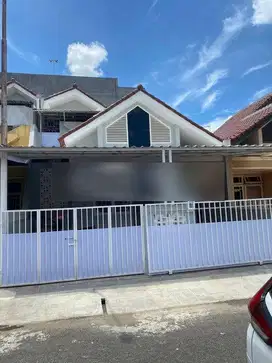 Dijual Cepat Rumah Rapi Siap Huni Di Modernland Sudah Renovasi