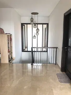 Jual Rumah Hadap Selatan di Jl Kpbd Dekat Mall Itc Permata Hijau
