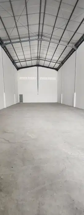 disewakan cepat gudang baru dikawasan pergudangan dan industri