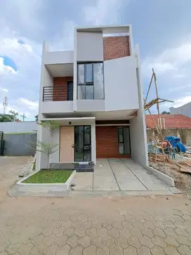 Rumah DP 0% 2 Lantai di Bekasi dekat tol Komsen jatiasih