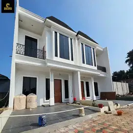 Rumah Konsep Classic Siap Huni dekat kampus Stan Dp 0 Free Biaya2