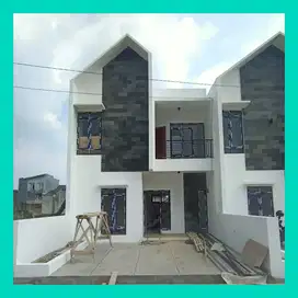 Rumah Siap Huni Ciganitri Taman Belakang Luas Dan Carport Bisa 2 Mobil