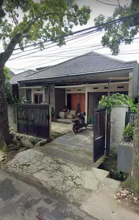 Rumah Strategis Burangrang Pusat Kota Bandung