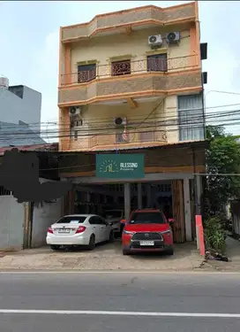 Ruko Lebar di poros Sungai Sadang Baru dekat ke Pettarani & Veteran