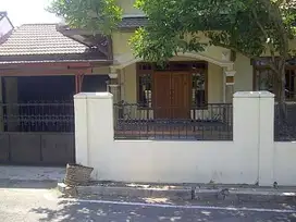 DIJUAL RUMAH TRUNOJOYO BANYUMANIK SEMARANG