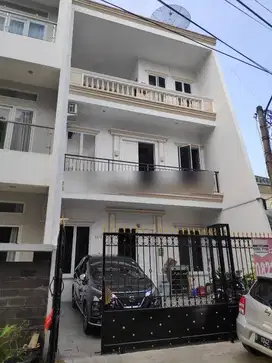 Rumah Taman Surya 3 Blok i 3 Kalideres - R-0258