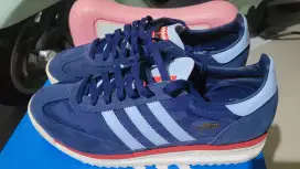 Dijual sepatu adidas SL 72 RS