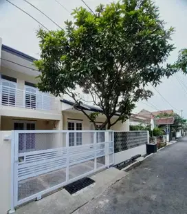 Rumah Murah 2 Lantai strategis di Ciwastra Bandung