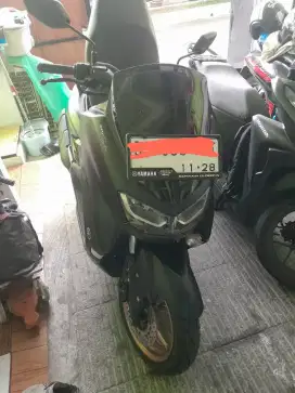 Di jual All new Yamaha Nmax 155 VVA Black 2023 bulan 11 KM rendah