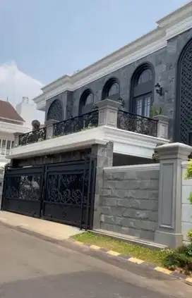DIJUAL RUMAH MEWAH WITH SWIMMING POOL DI CITRAGRAN CIBUBUR