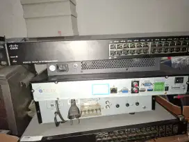 Hub Cisco SF 300 24 port 10/100
