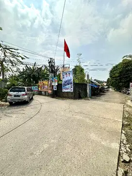 tanah kosong dekat universitas UPN pondok labu shm