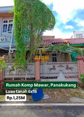 dijual rumah kompleks mawar panakkukang