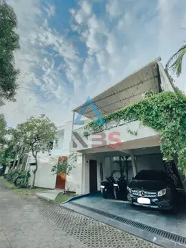 for sale Cluster Townhouse Kerobokan 2 Storey House