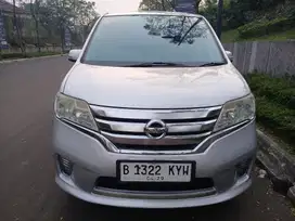 Nissan Serena 2013 Bensin