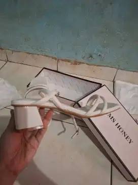 Sepatu sandal wanita jims honey uk 36 white