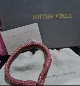 Gelang Bottega Veneta double red velvet size S/M fullset 100% ORI sale