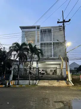 Dijual Kost-kostan Aktif Lokasi Tengah Kota Surabaya