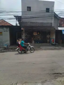DIJUAL MURAH RUMAH KOST 25 KAMAR+TOKO Lokasi SAMBIKEREP SURABAYA BARAT