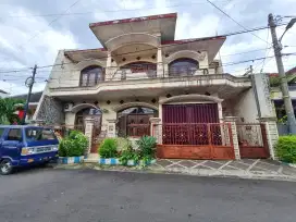 Rumah Induk Plus Kost 22 Kamar Area Jl Gunung Kawi