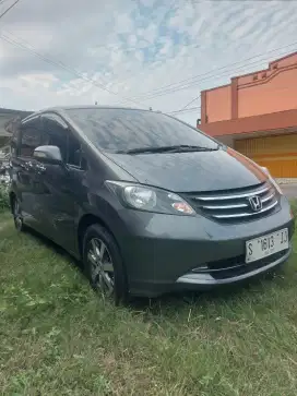 honda freed E psd 2011
