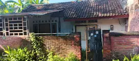 Di Jual Murah Rumah  Dengan Kondisi Butuh Di Perbaiki