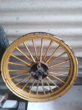 Velg daytona bekas pemakain vario depan