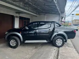Mitsubishi Strada Triton Exceed