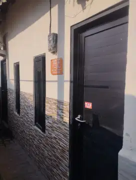 Kontrakkan ber AC perbulan