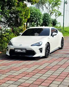 ODO 13RB TOYOTA FT86 TRD 2.0 2018 PUTIH