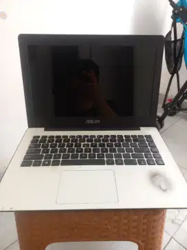 Laptop Asus X453M