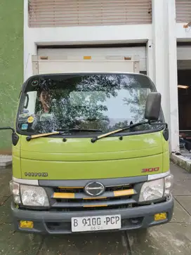 Hino Dutro 110 SD Long tahun 2019 engkel 4 ban