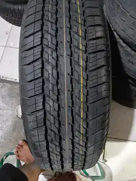 Bridgestone 265/70/16