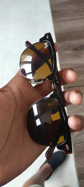 Kacamata ray ban Italy