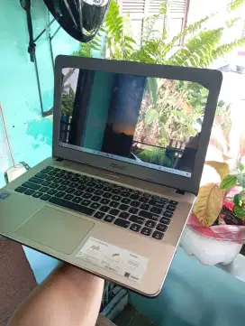 Mau jual laptop? Kami jemput ke loksasi