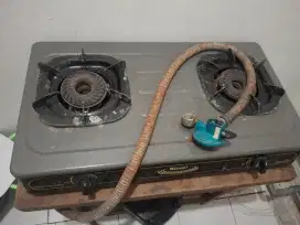 Jual 3 merk rinnai  kompor yg satu 2 tungku yg 2 kompor 1 tungku