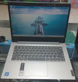 Laptop Lenovo ideapad3