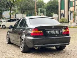 Bmw 318i E46 automatik mulus 2001