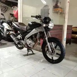 YAMAHA VIXION TAHUN 2009 PAJAK OFF 2 X SURAT LENGKAP