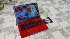 Laptop ASUS Slim + Dual VGA Nvidia Gforce + Ram 4 Gb + Internal 500 Gb