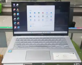 Laptop Asus Vivobook 14