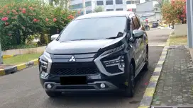 Mitsubishi xpander ultimate 2023 hitam matic