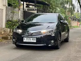 Toyota Corolla Altis 1.8 V AT 2015