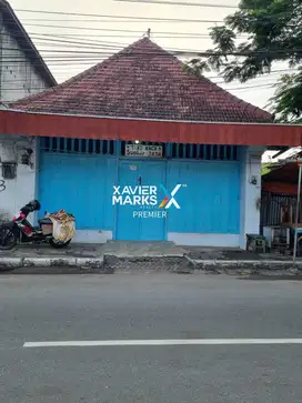 TURUN HARGA Rumah Cocok untuk Usaha di KH Wachid Hasyim Kediri