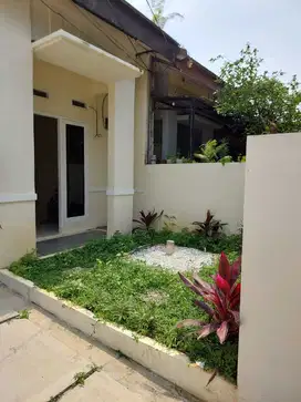 DIJUAL RUMAH BAGUS SEJUK RAPIH DI GRIYA ALAM SENTUL CITY SG95 A7