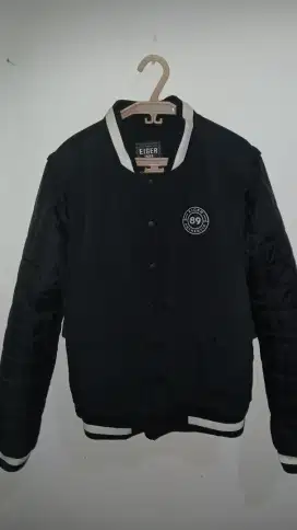 EIGER VENTURE VARSITY JACKET