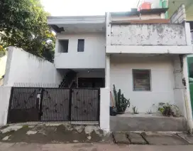Dijual RUMAH Jakarta Timur