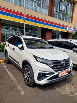 Toyota Rush 1.5 GR Sport-AT